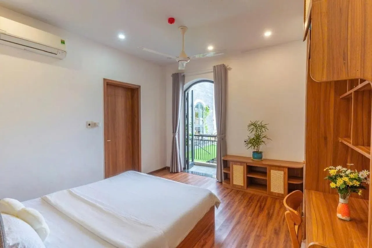 Villa Gr Gan Trung Tam Da Nang