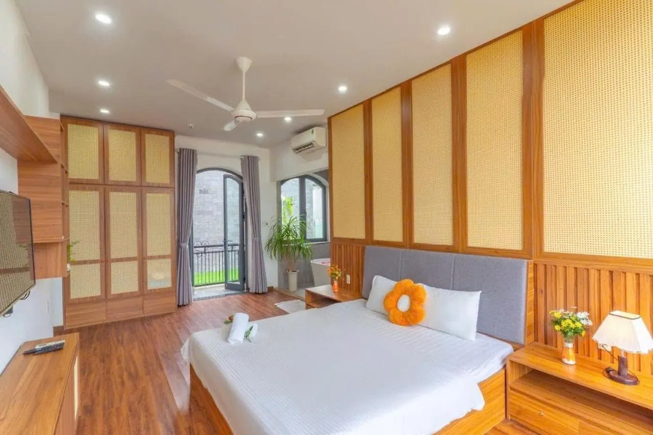 Villa Gr Gan Trung Tam Da Nang